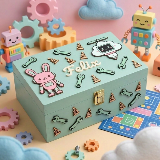 Mintgrüne personalisierte Holz-Erinnerungsbox mit dem eingravierten Namen Francesco, dekoriert mit Holzapplikationen zum Thema Robotik und Mechanik, darunter Schraubenschlüssel, Federn, ein Roboter-Hase und eine Wolke.