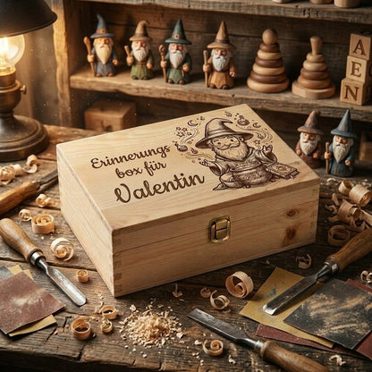 Erinnerungsbox aus Holz mit Lasergravur Thema Zauberer personalisiert für Valentin, Gravur kleiner Zauberer mit Kessel und Zauberbuch, Geschenk Junge